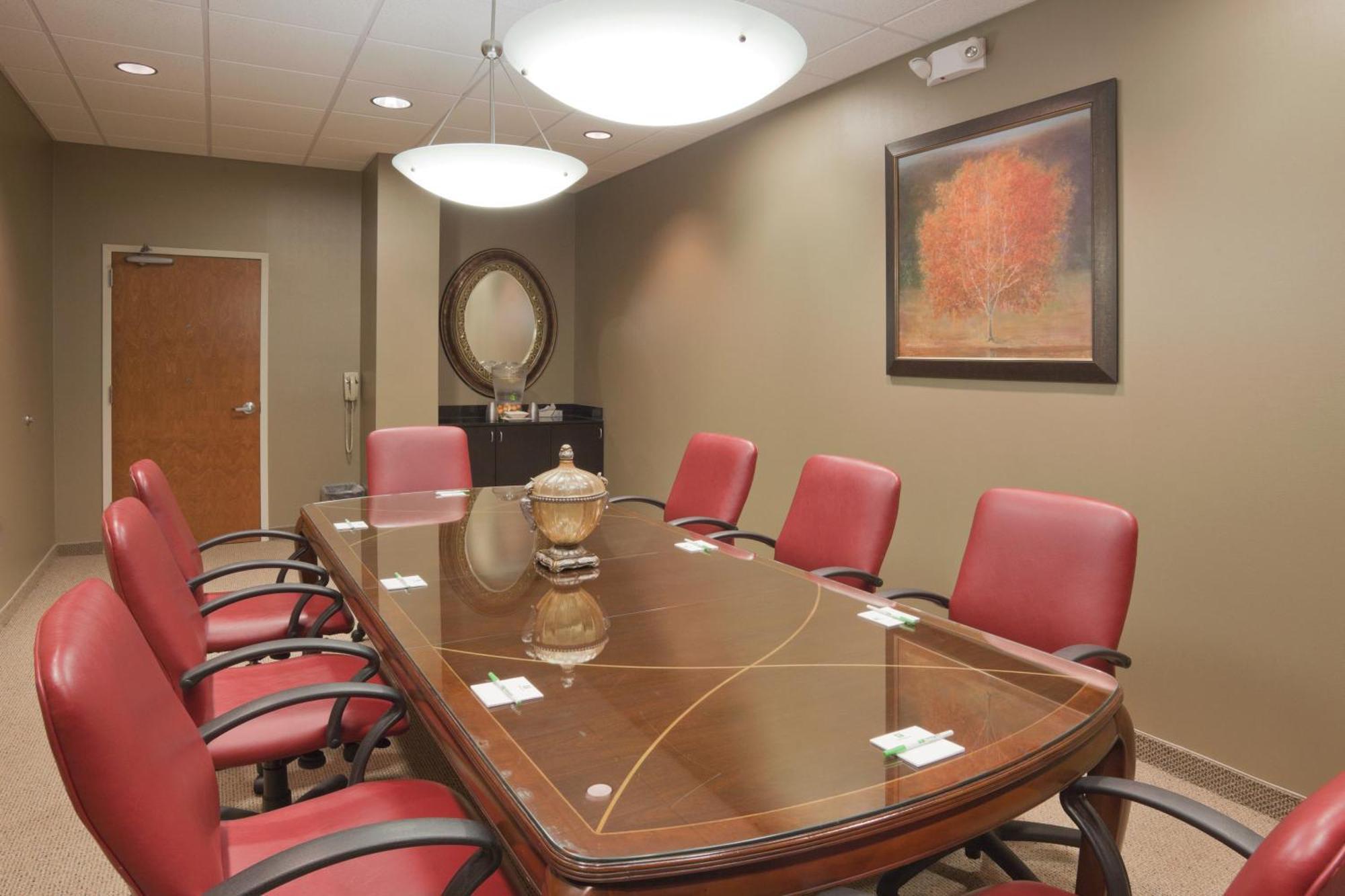 Hotel - Conference Center By Ihg